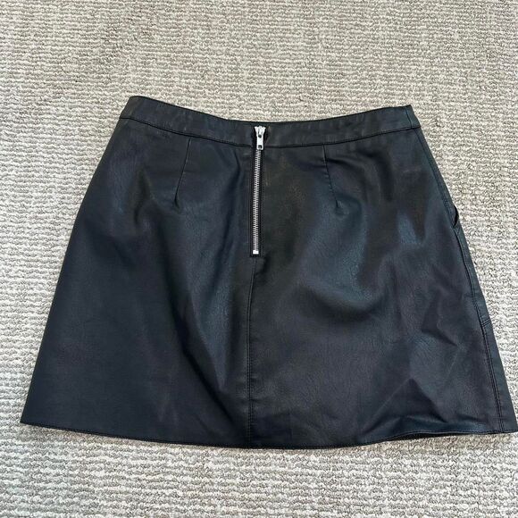 Lulus black faux leather miniskirt going out party club date night small - Picture 4 of 6